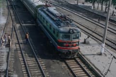 Железнодорожный вокзал 1993 г.  Автор Bärtschi, Hans-Peter (Ганс-Петер Берчи)