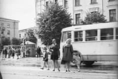 Нижний Тагил. Перекрёсток проспектов Мира и Ленина. Фото архив Евгений Шалгин. 1971-1973 год.