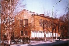 Нижний Тагил. В 1996 г. школа №5 переехала в новое здание на ул. Попова,17. Сейчас на её месте расположен храм Сергия Радонежского.