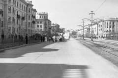 Нижний Тагил. 1 Мая. 1960-е г. Проспект Мира перекрыт дружинниками. Из архива музея детдома №1.