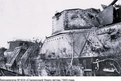 23 февраля 1942 года, после торжественного митинга, на фронт отправился бронепоезд типа ОБ-3, собранный в паровозоремонтном депо Нижнего Тагила по заказу Государственного комитета обороны СССР. Бронепоезд получил название «Сталинский Урал».